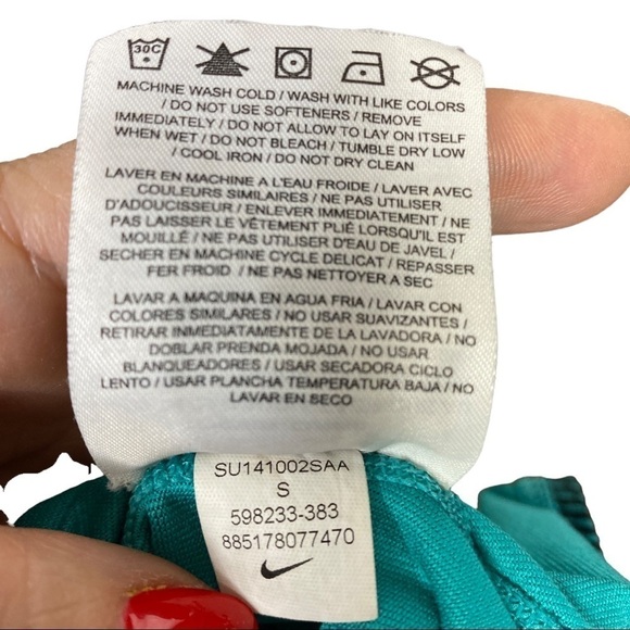 Nike Drifit Tank Size S - Picture 6 of 7